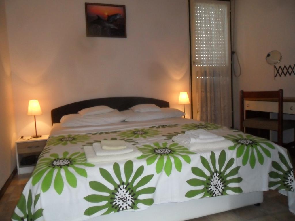 Apartments Batovanja Split Bagian luar foto